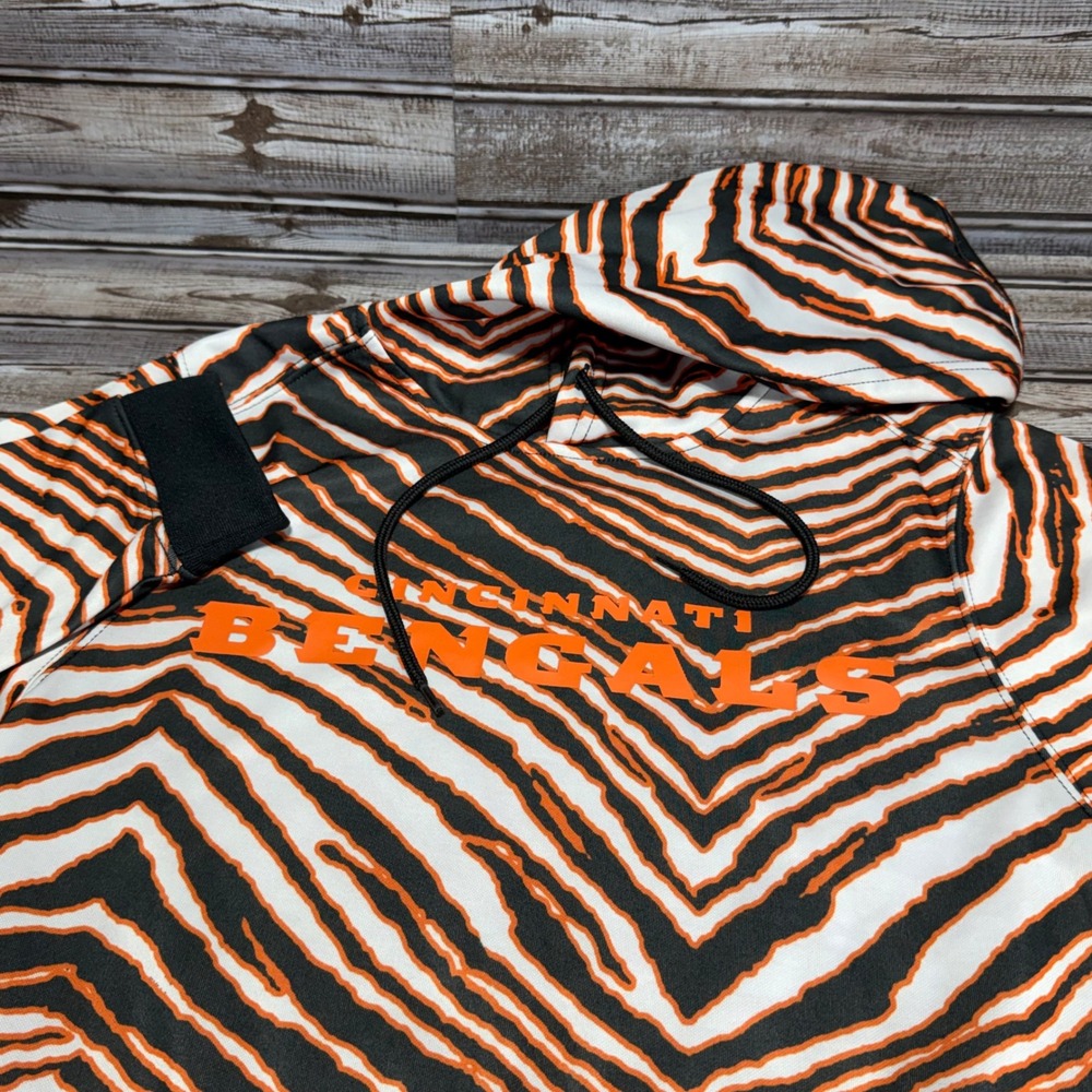 Zubaz Cincinnati Bengals Zebra Print Hoodie‎ Men's Size S NFL Team Apparel
